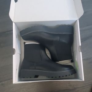 Dolce Vita Chelsea boots